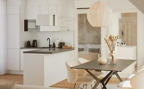 Vienna Heights Premium Apartments